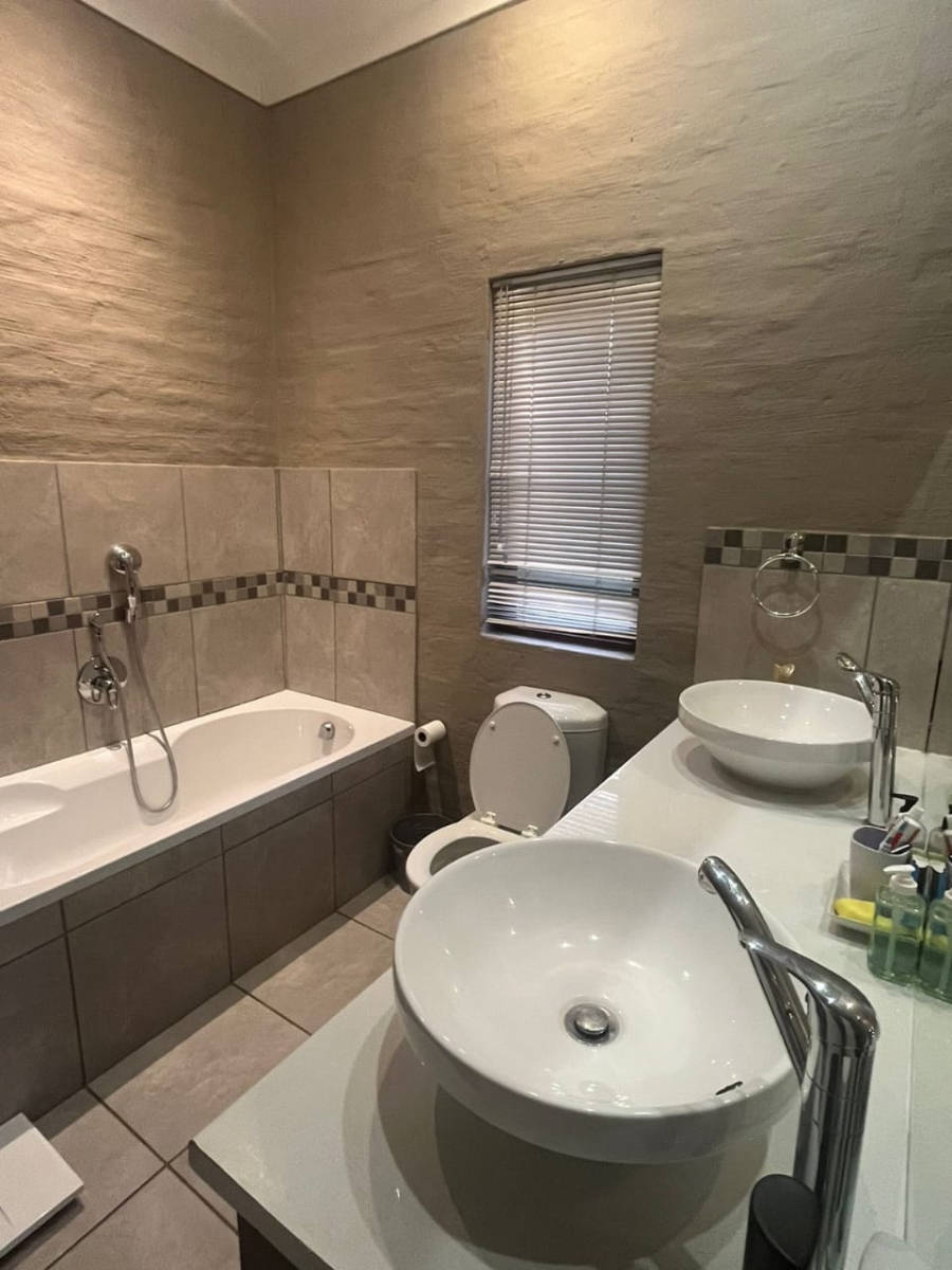 2 Bedroom Property for Sale in La Camargue Private Country Estate North West